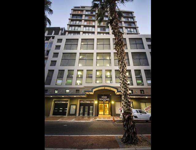 1 BEDROOM APARTMENT TO LET IN CAPE TOWN CITY CENTRE